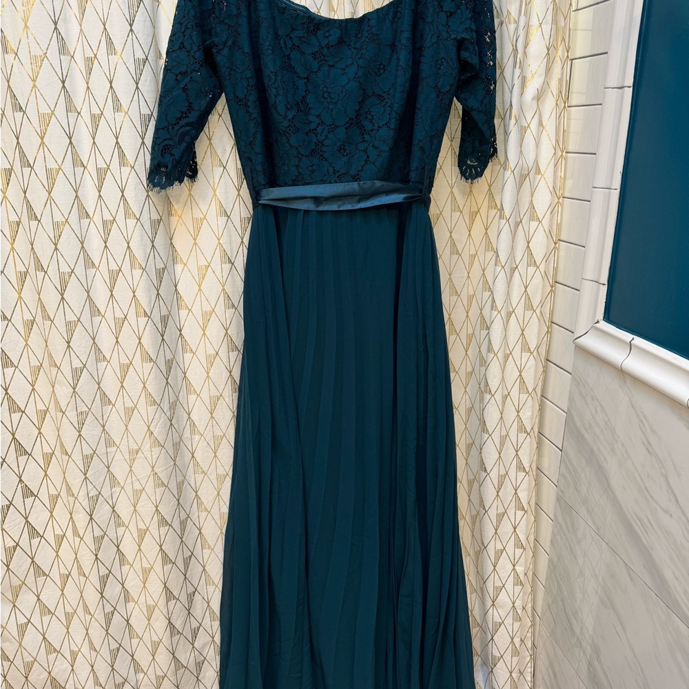 NWT City Chic Emerald Green 3/4 Sleeve Off Shoulder Gown Size 16